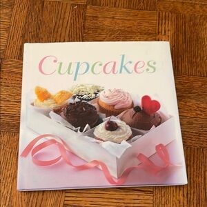 Cupcakes cookbook by Parragon publishing